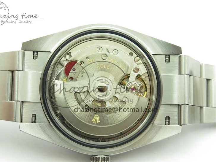 1103 Casual Oyster Perpetual 41mm 124300 EWF Best Edition Red Dial on SS Bracelet A 2856